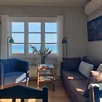 Feriehus Original From 1932 By The Water *